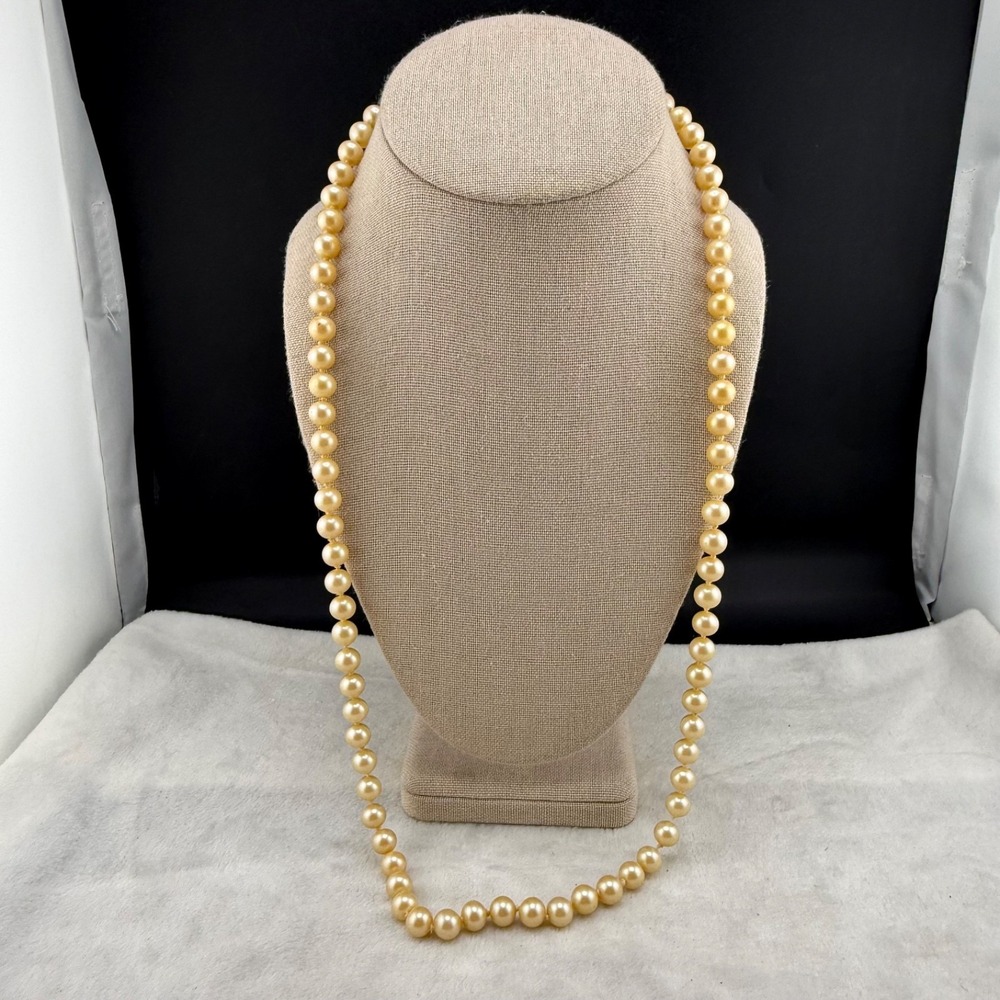 Vintage Imitation Glass‎ Pearl Necklace 28"